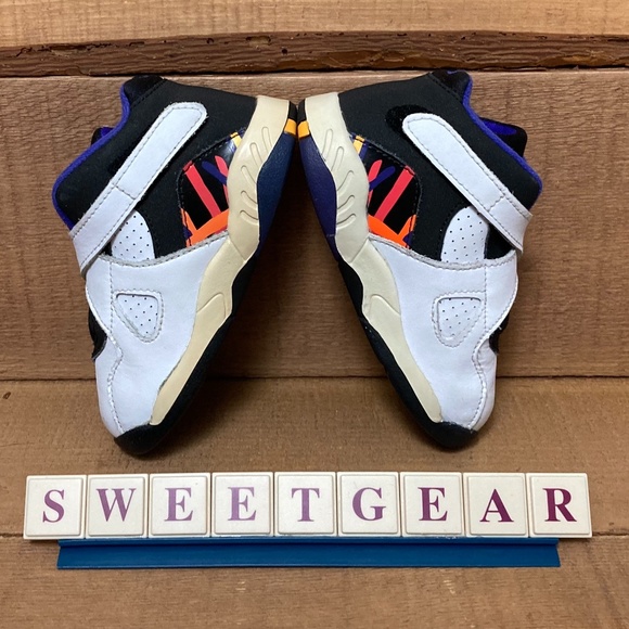 Air Jordan Retro 8 TD 'Three-Peat' - Picture 9 of 16